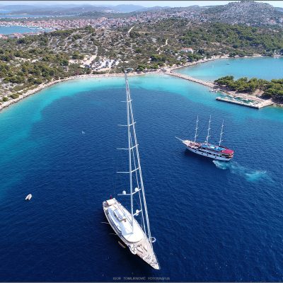 Podvrške 08 - Kornatica