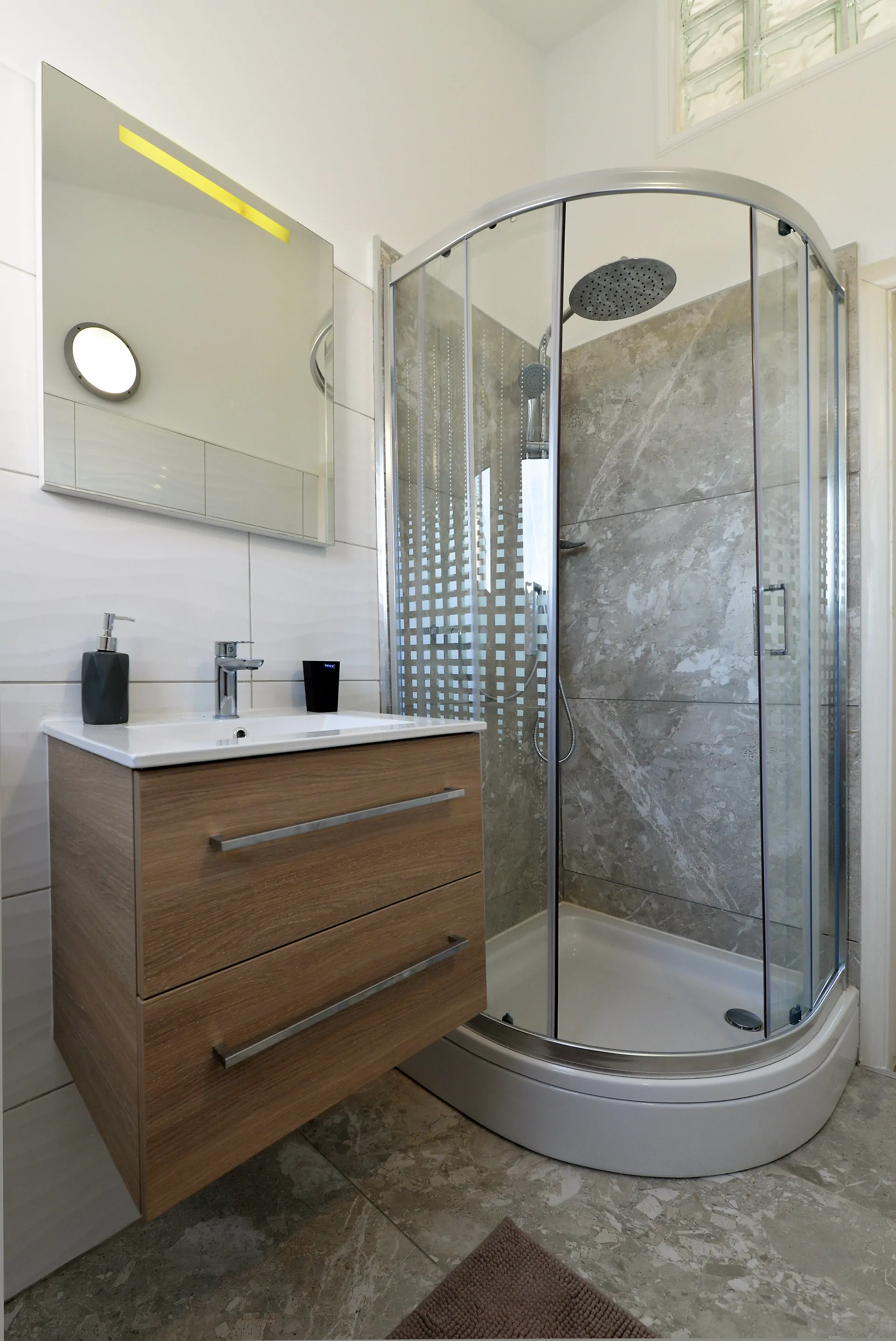 Antonija A2 2+1 07 - Kornatica