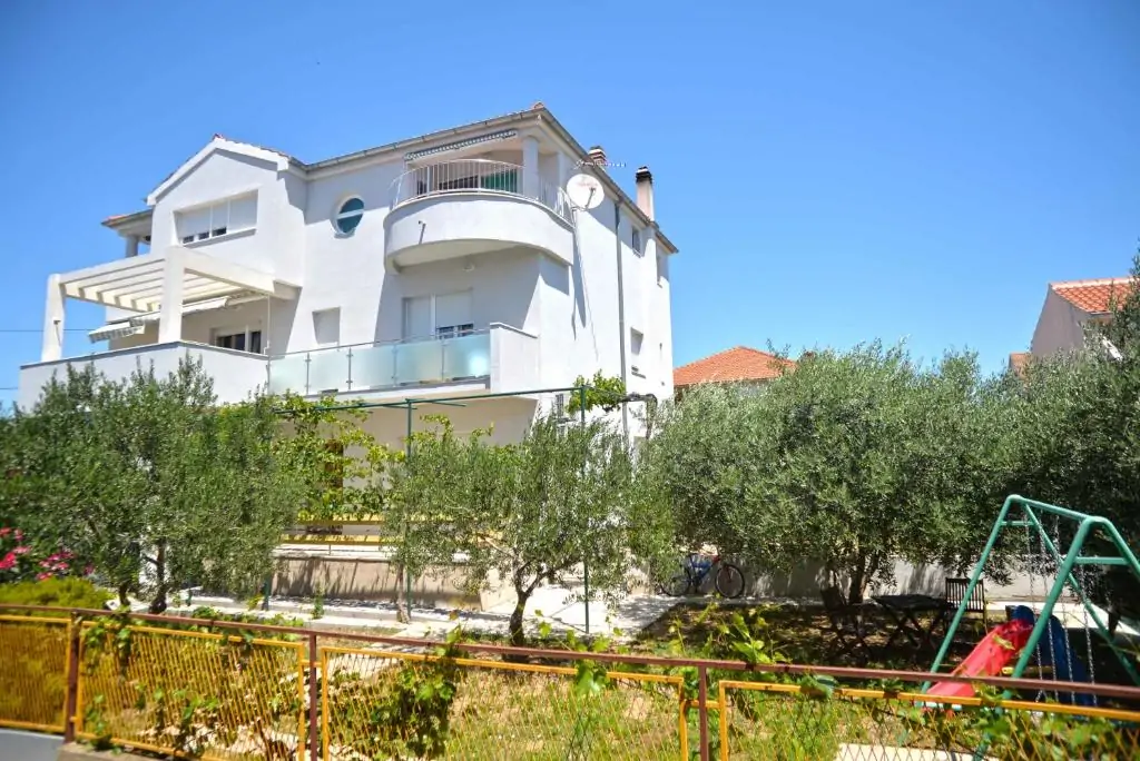 Anita A2 2+2 12 - Kornatica