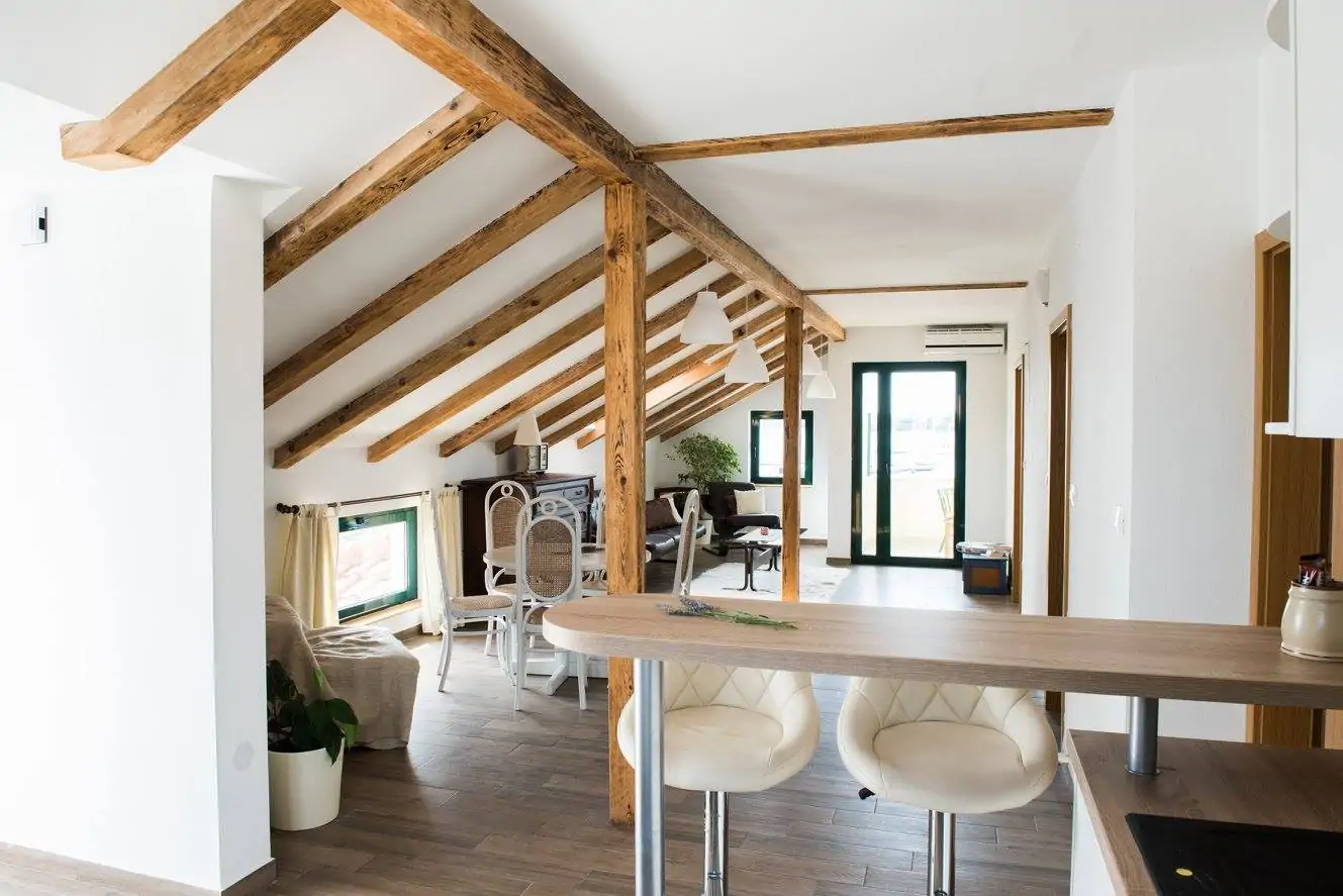 Karlo 4+1 12 - Kornatica