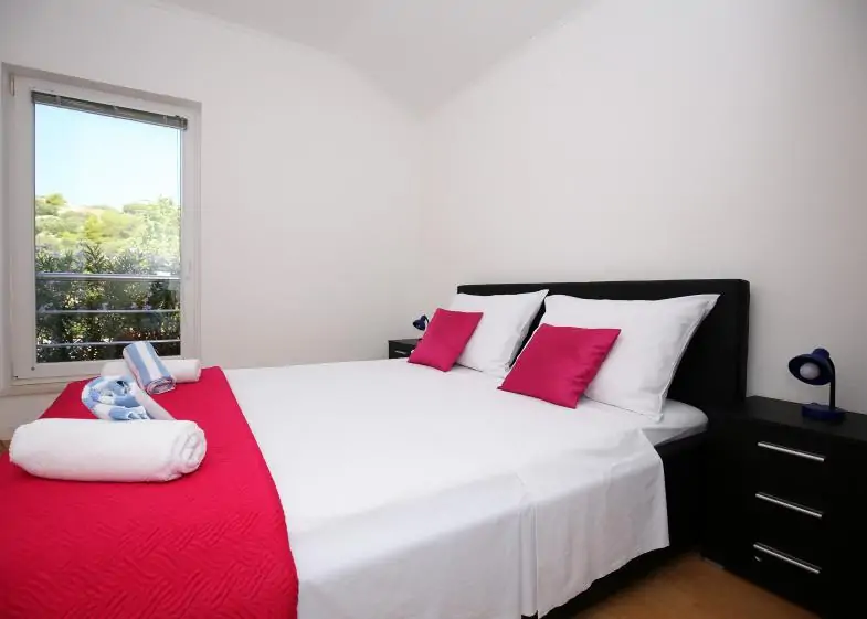 Mister B1 4+1 04 - Kornatica