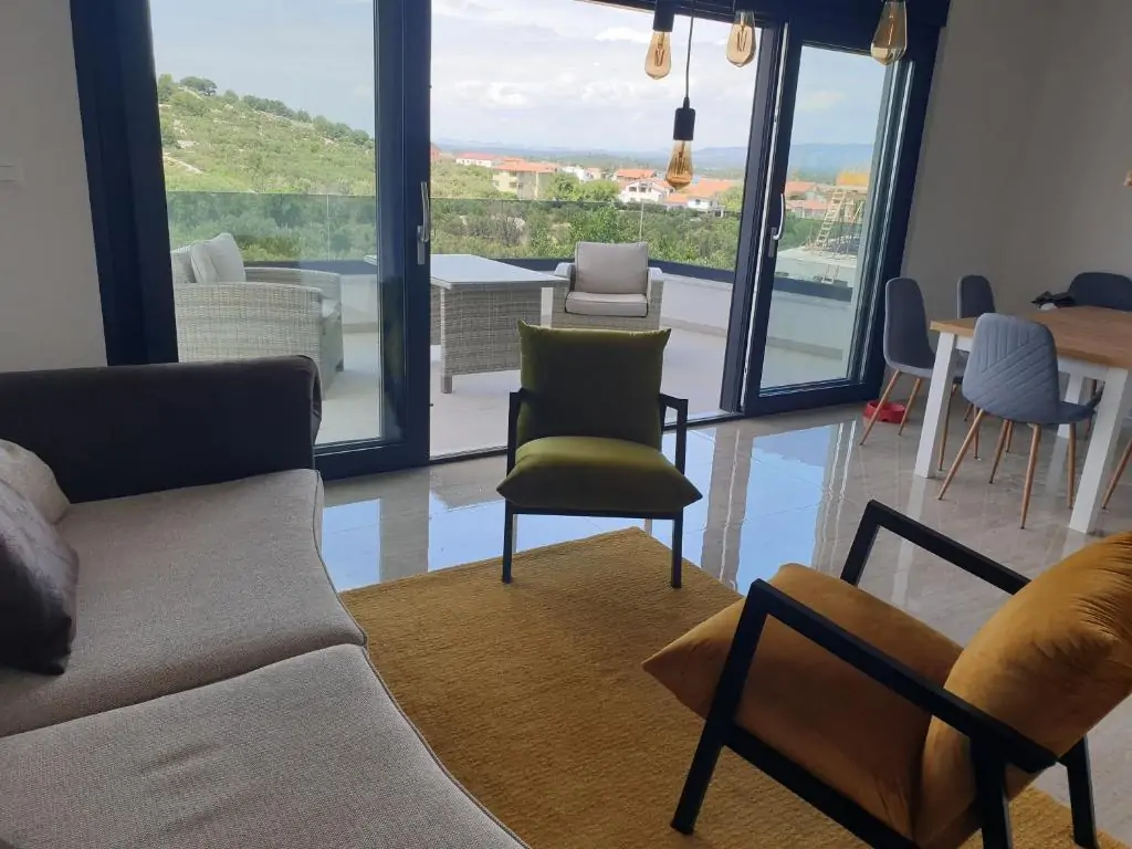 Retro 6+1 02 - Kornatica