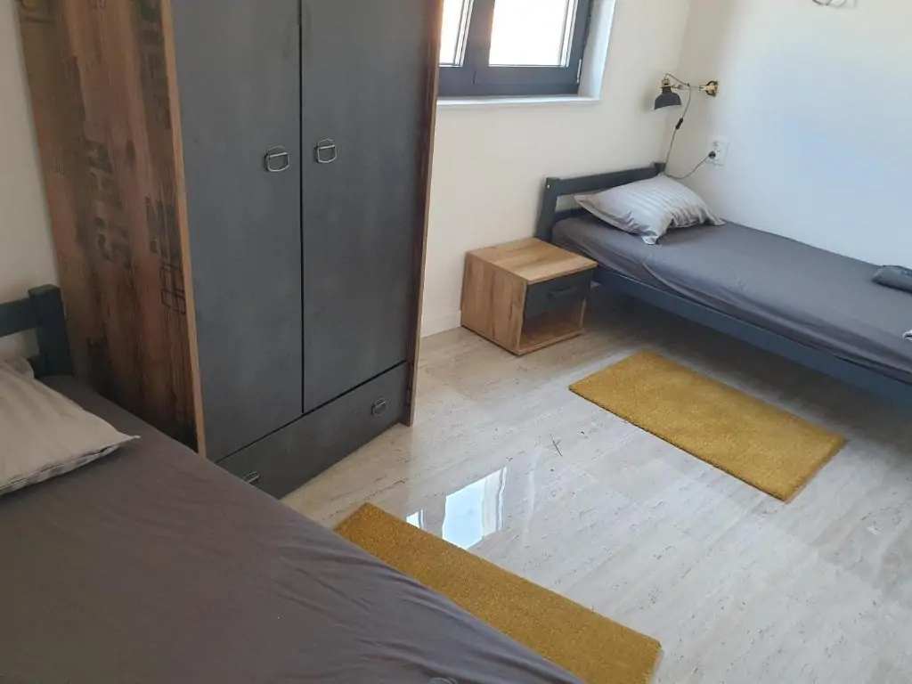 Retro 6+1 14 - Kornatica