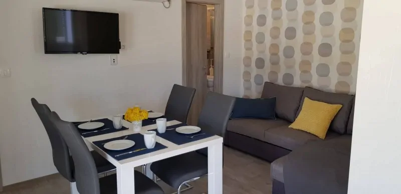 Jersane resort 05 - Kornatica