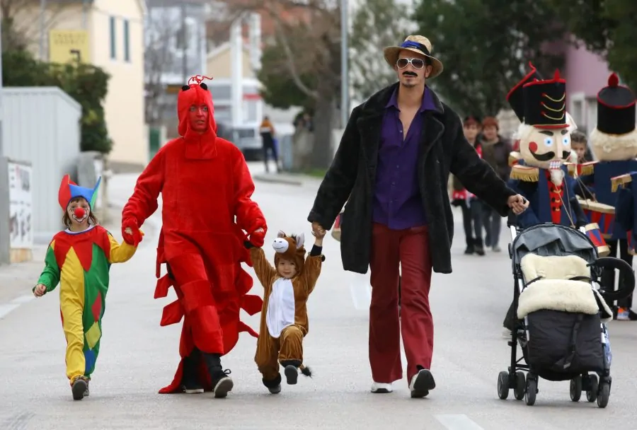 MURTERSKE BAKE - KARNEVAL 05 - Kornatica