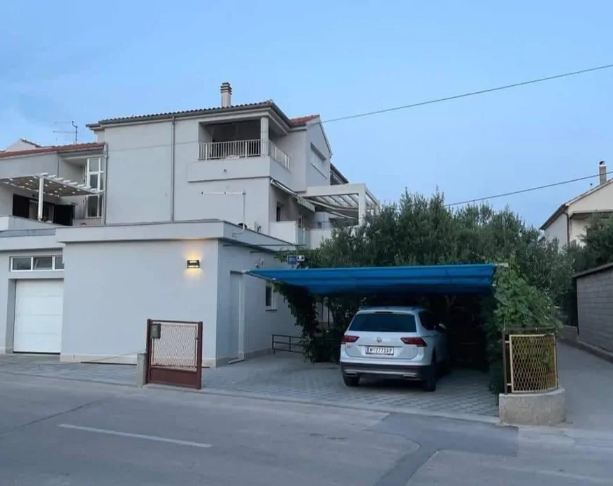 Anita A1 2+2 14 - Kornatica