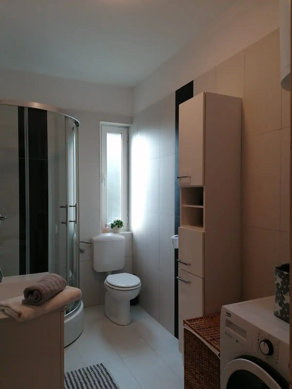 Magdalena 2+2 11 - Kornatica