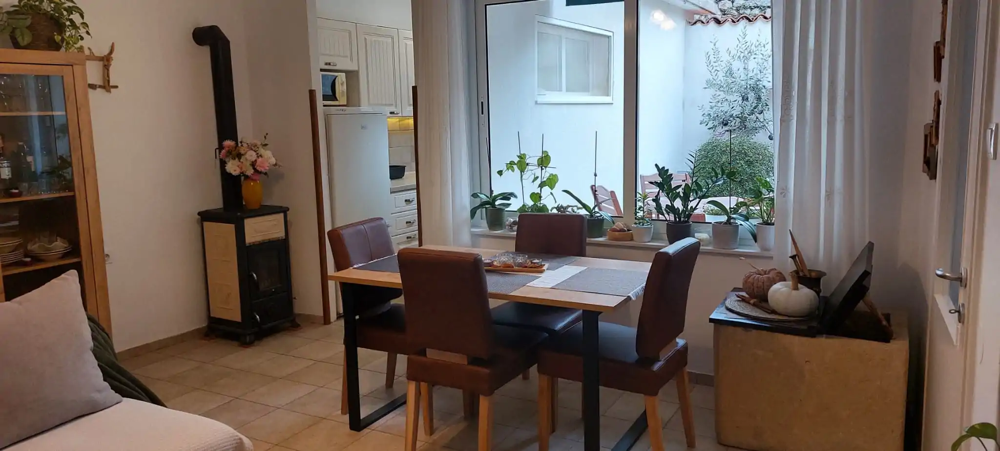 Selo 4+0 11 - Kornatica