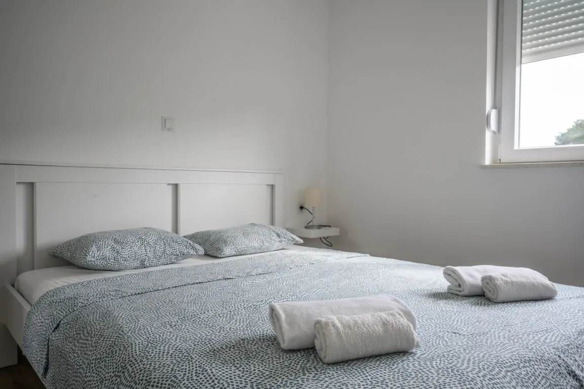 Lajci A1 2+1 09 - Kornatica