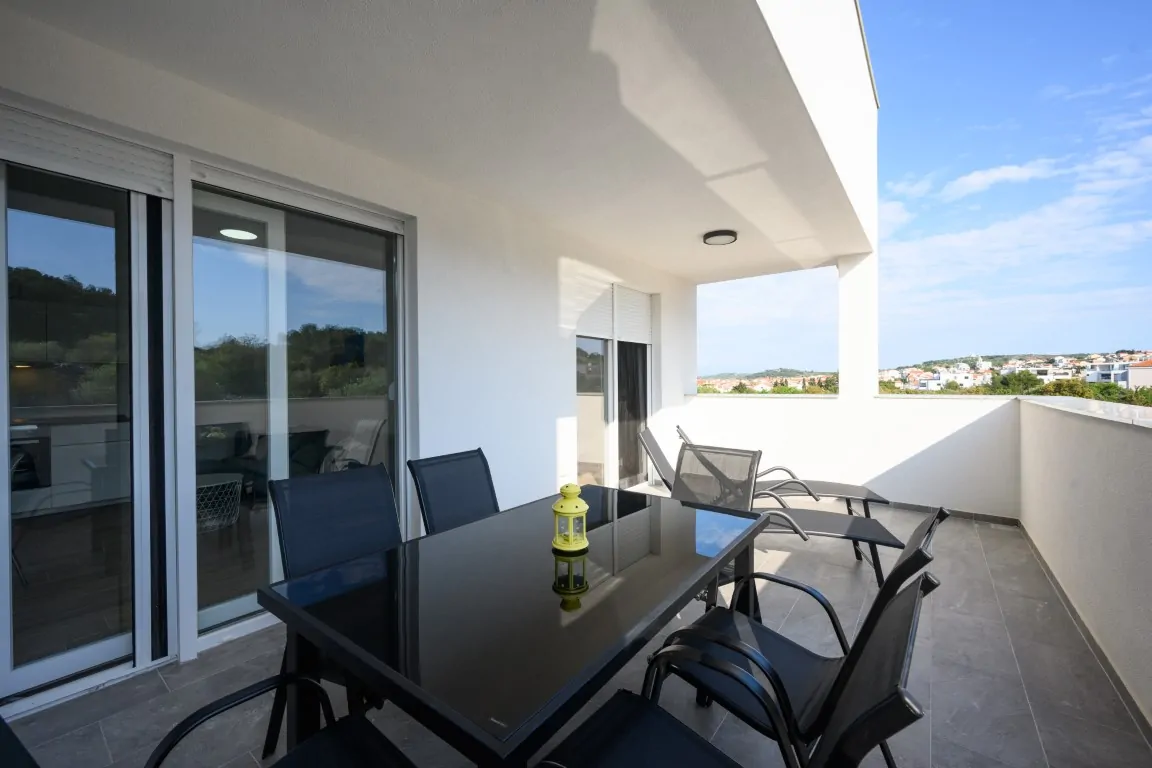 Lajci A2 4+0  -10% (03.07.-14.07.) 11 - Kornatica