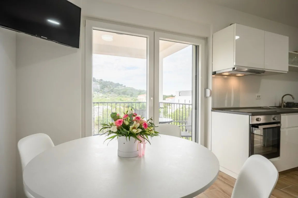 Lajci A1 2+1 04 - Kornatica