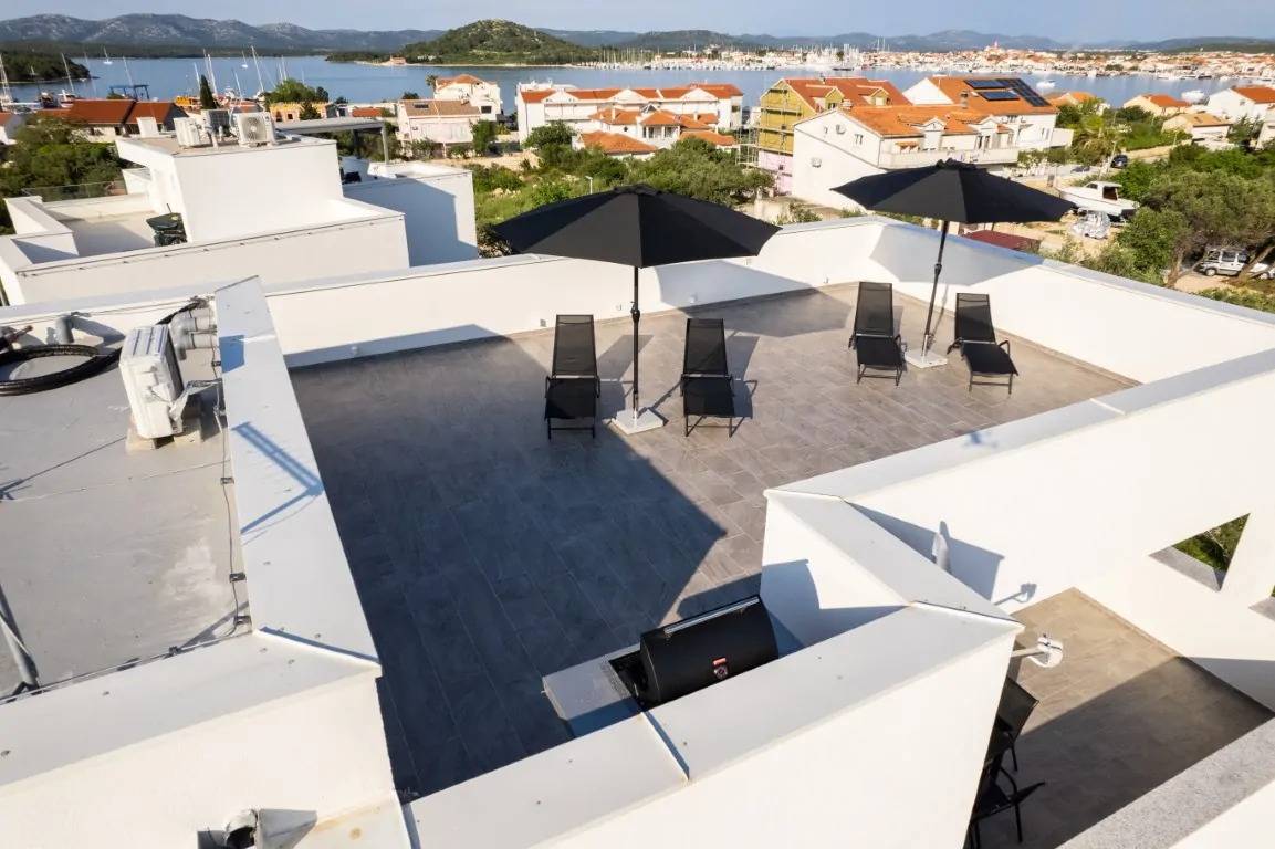 Lajci A2 4+0  -10% (03.07.-14.07.) 13 - Kornatica