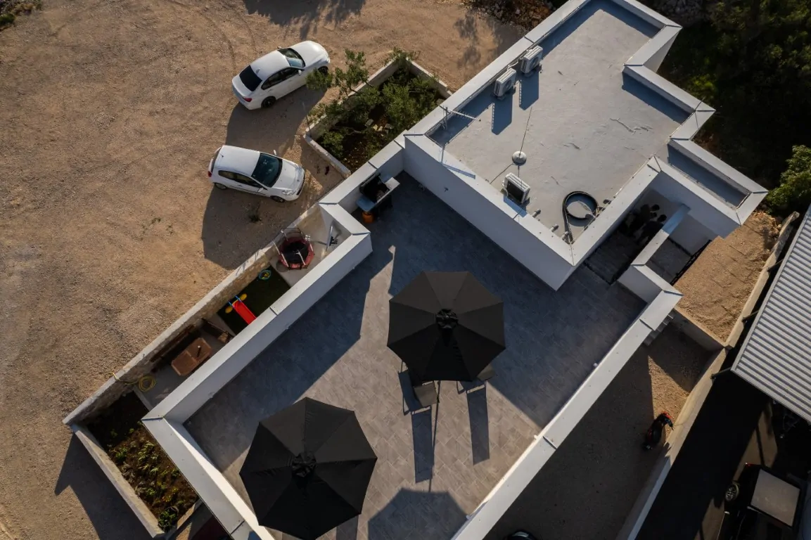 Lajci A2 4+0  -10% (03.07.-14.07.) 15 - Kornatica