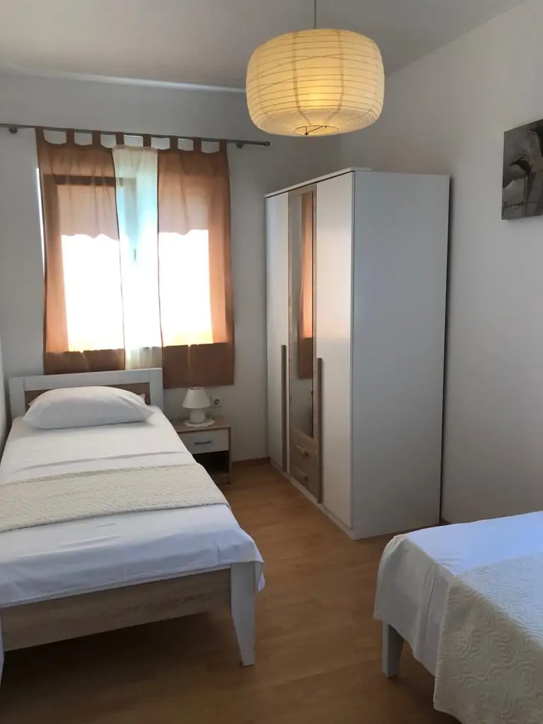 Karla 4+1 04 - Kornatica