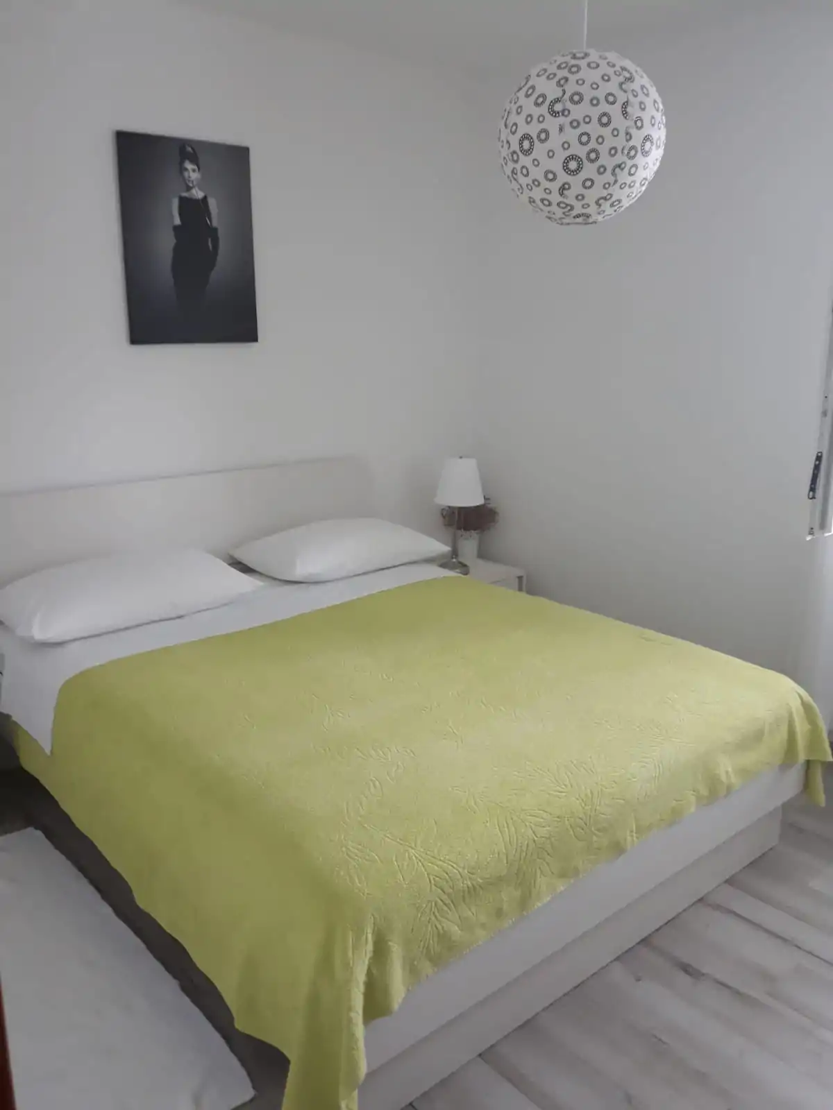 Kristina 2+2 04 - Kornatica