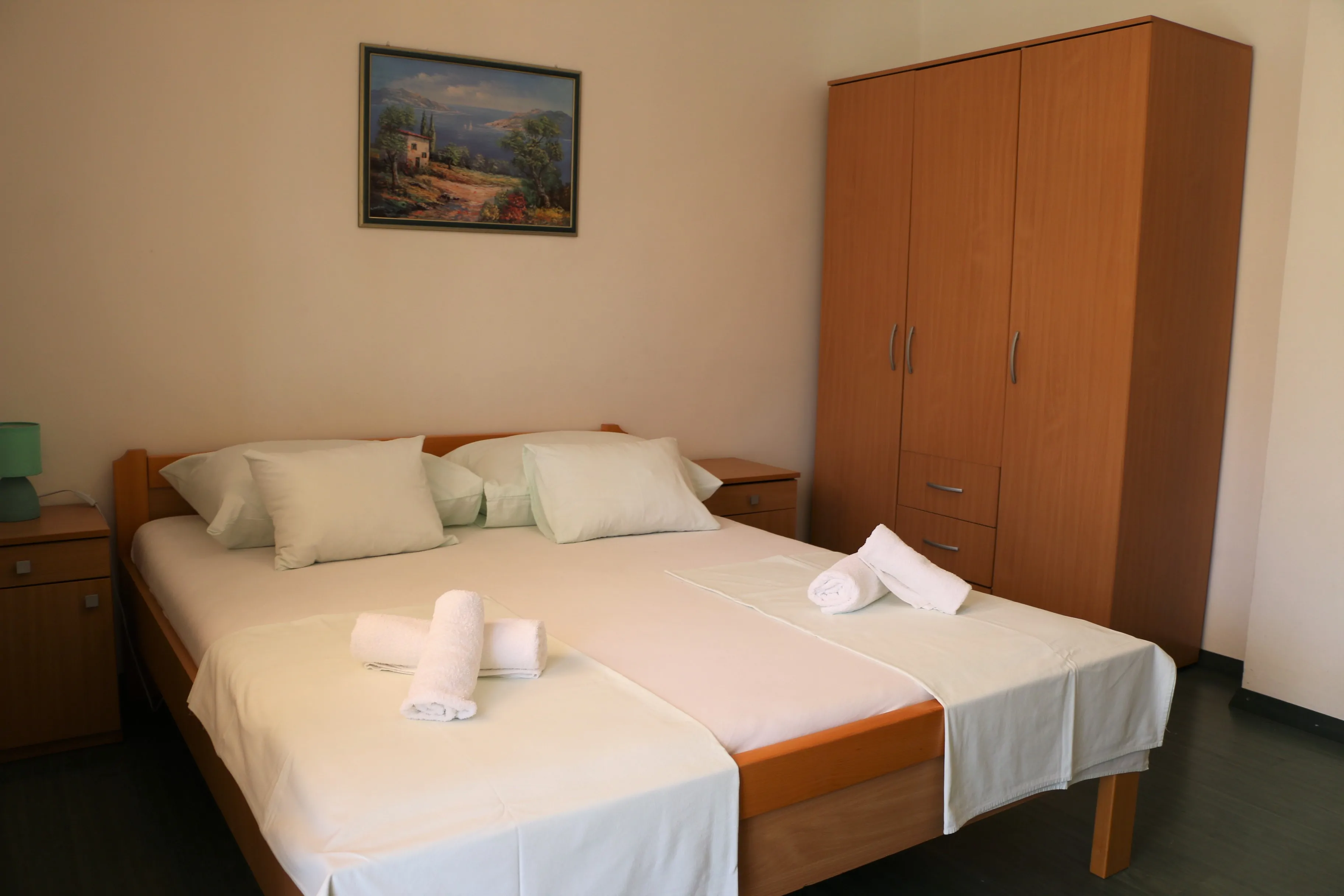 Pool 2 4+2 06 - Kornatica