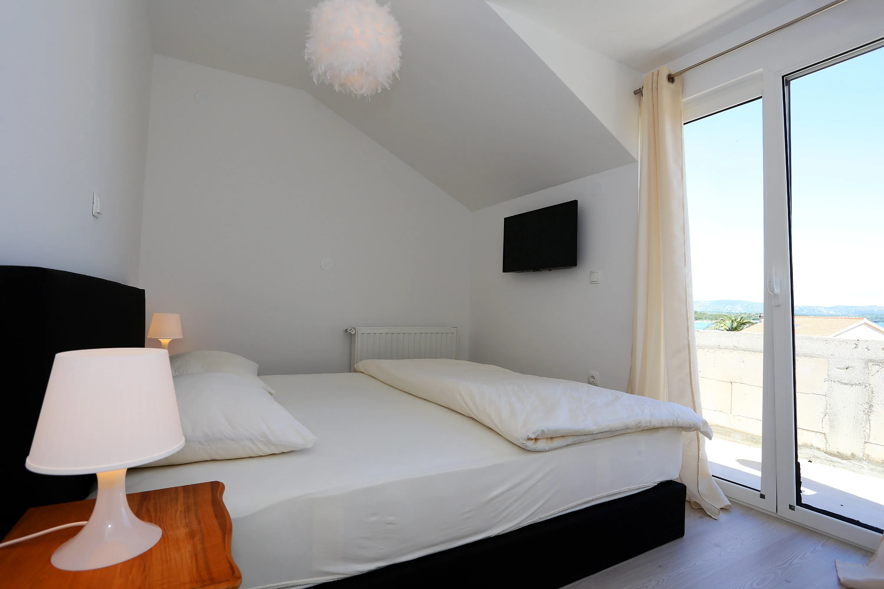 Žmara 4+2 08 - Kornatica