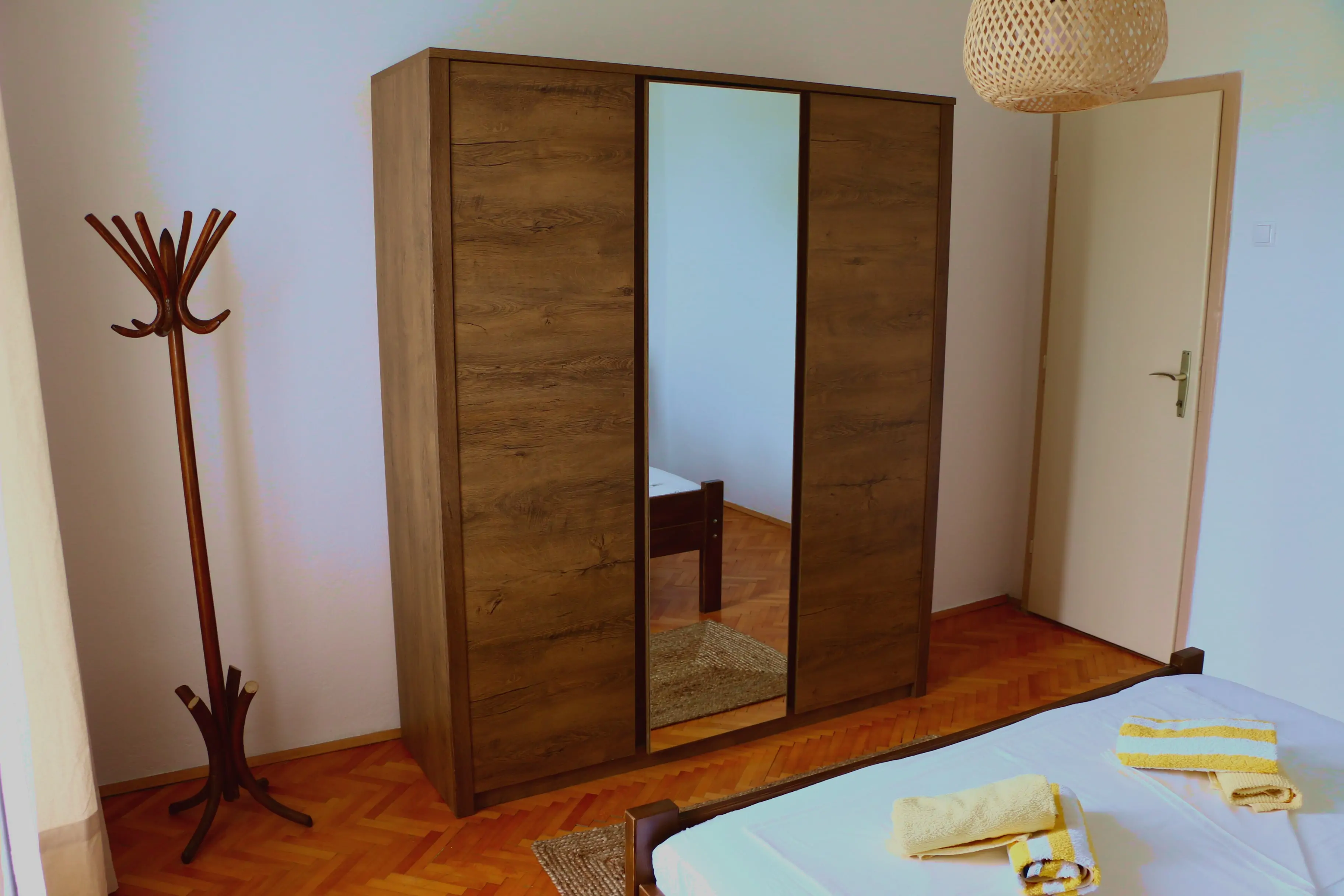 Elza 4+2 01 - Kornatica