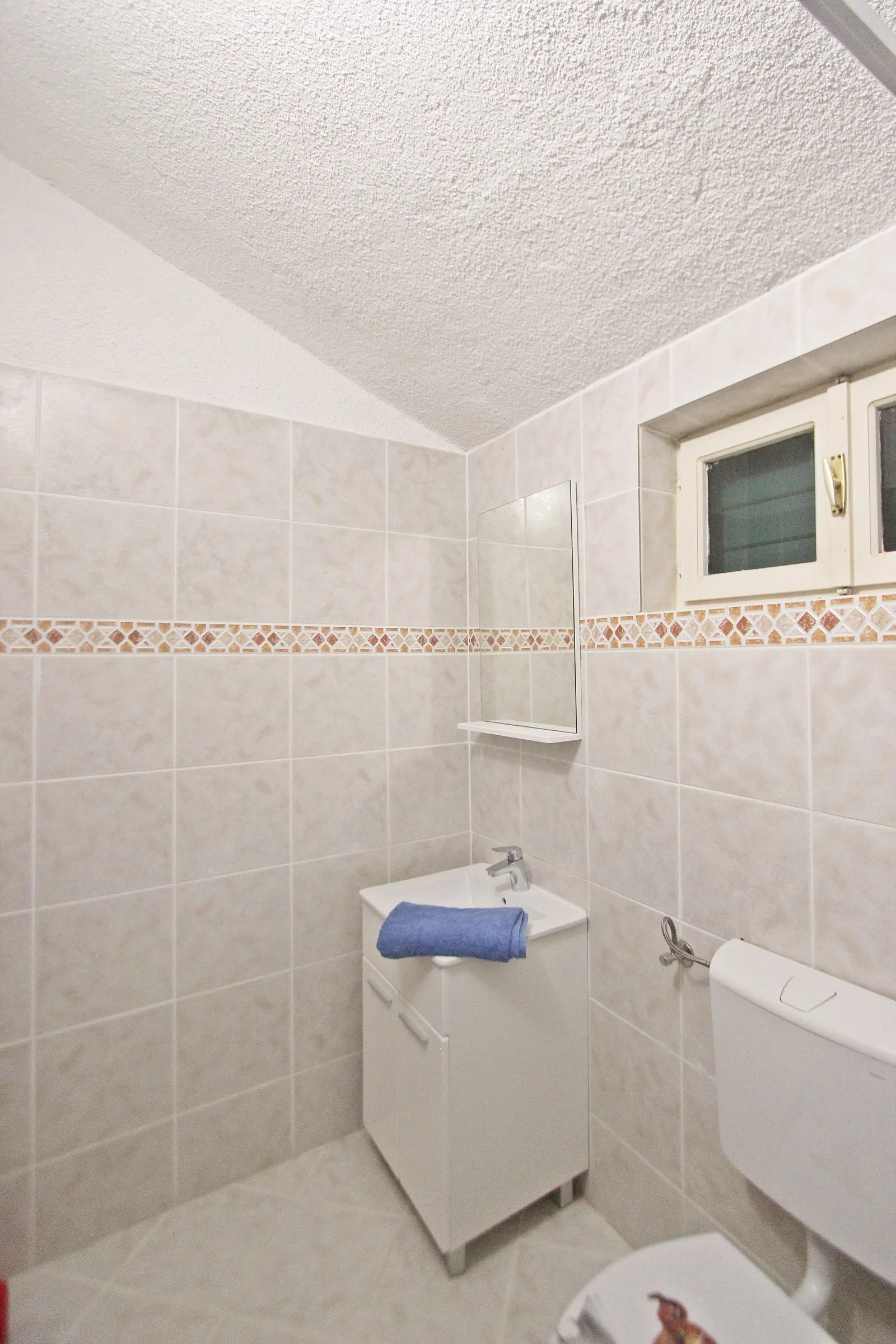 Alex 8+2 -15% (05.07.-19.07.) 12 - Kornatica