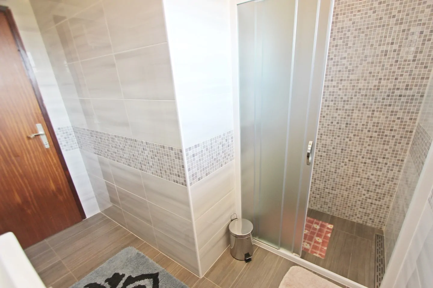 Ena Slanica 6+2 07 - Kornatica