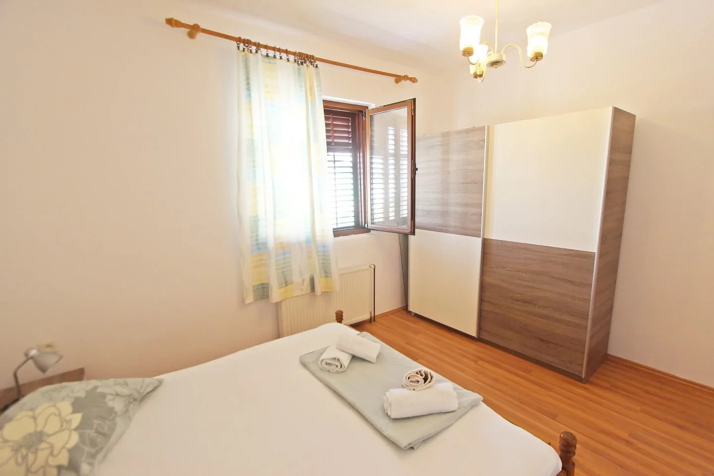 Ena Slanica 6+2 10 - Kornatica