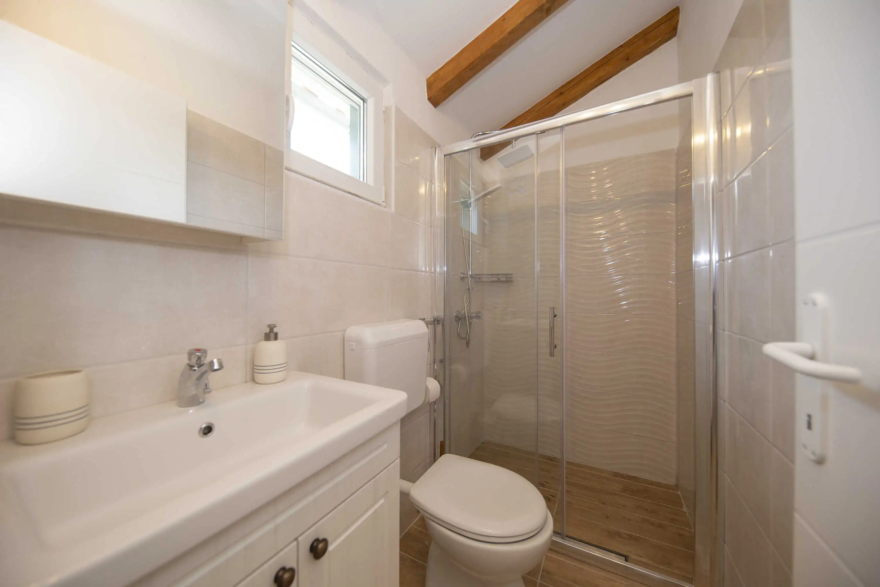 Stani 05 - Kornatica