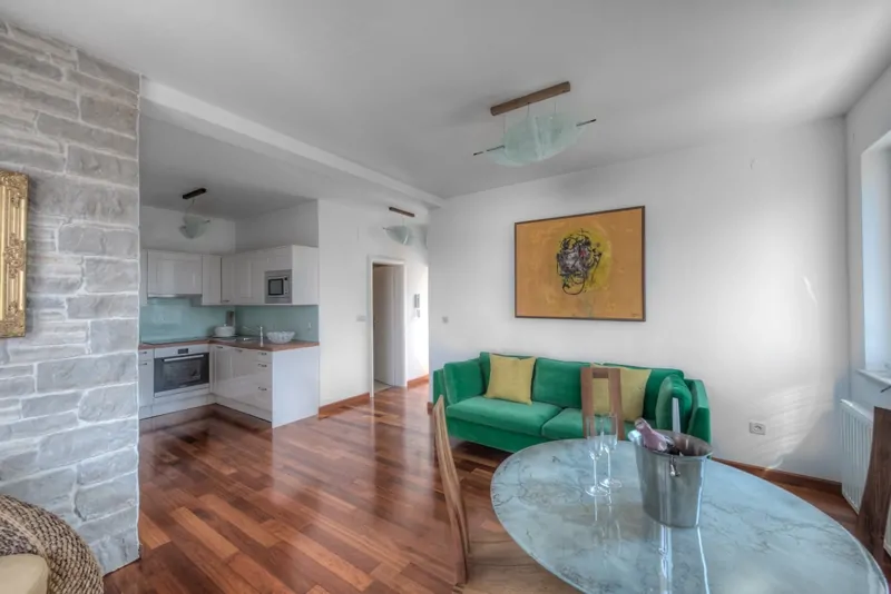 A3 Kosirina DELUXE 4+0 02 - Kornatica