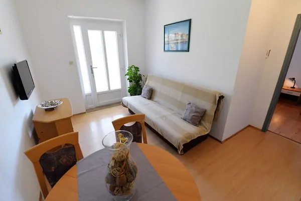 Mate Slanica Plavi 2+1 09 - Kornatica