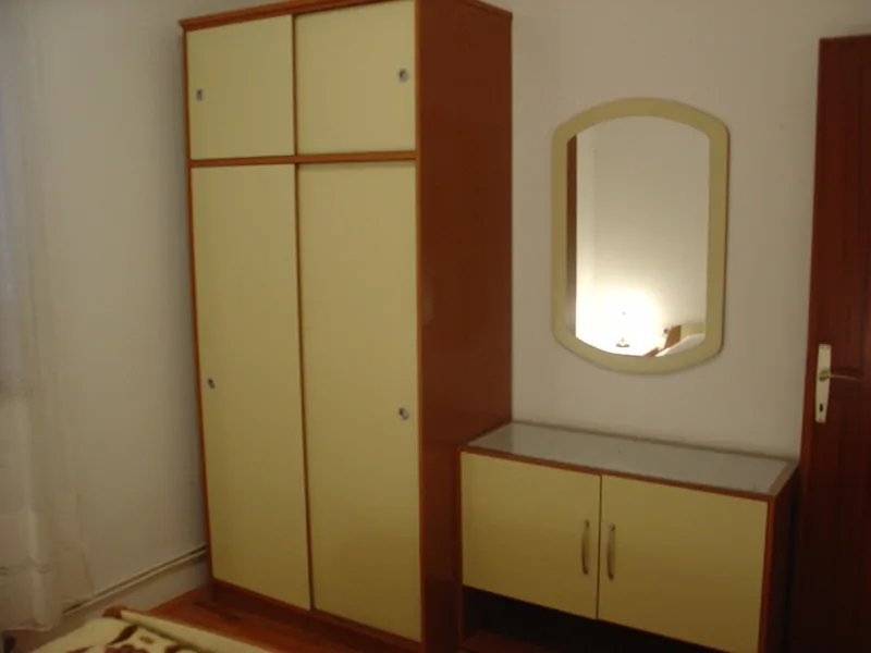 Mira P1 2+2 06 - Kornatica