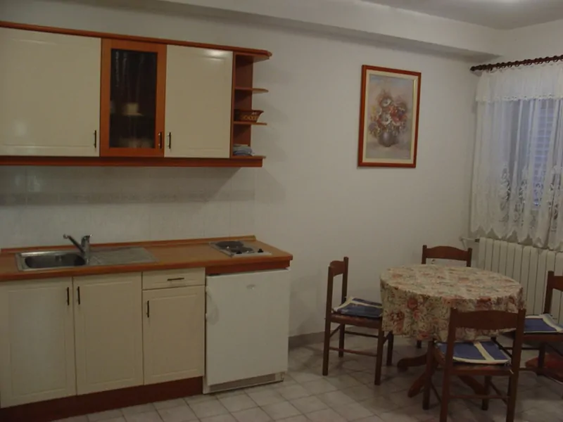 Mira P1 2+2 03 - Kornatica