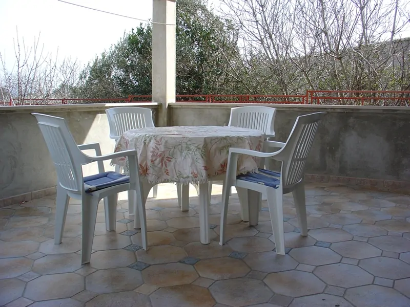 Mira P1 2+2 02 - Kornatica