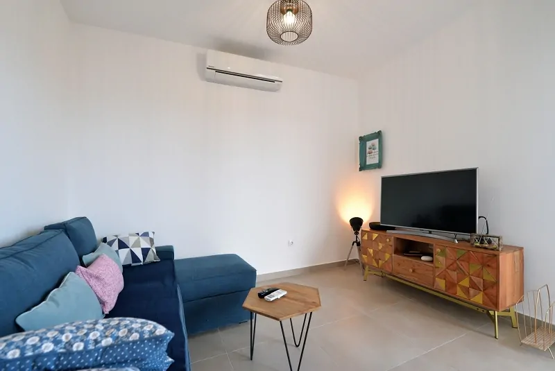 Viktor G 4+1 08 - Kornatica