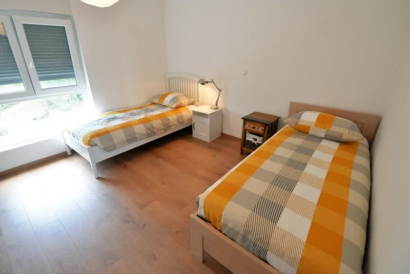 Viktor G 4+1 11 - Kornatica