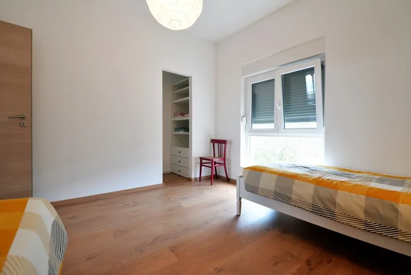 Viktor G 4+1 12 - Kornatica