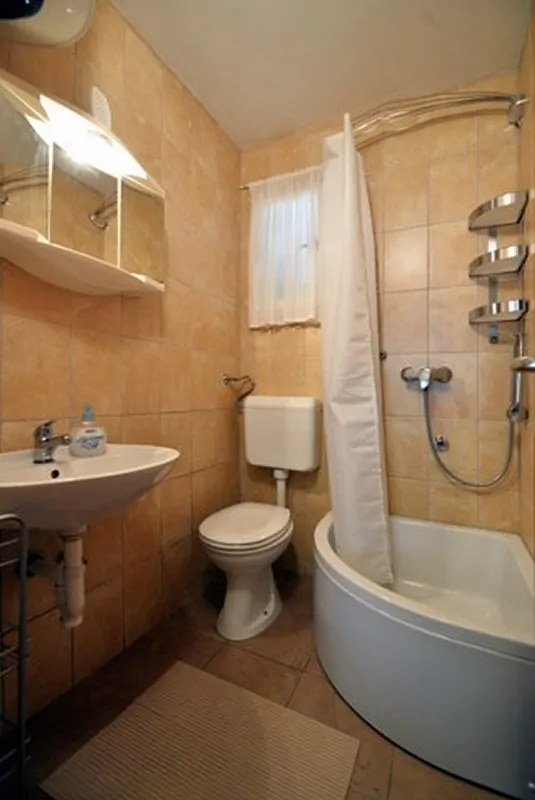 Sanja 2+1 05 - Kornatica