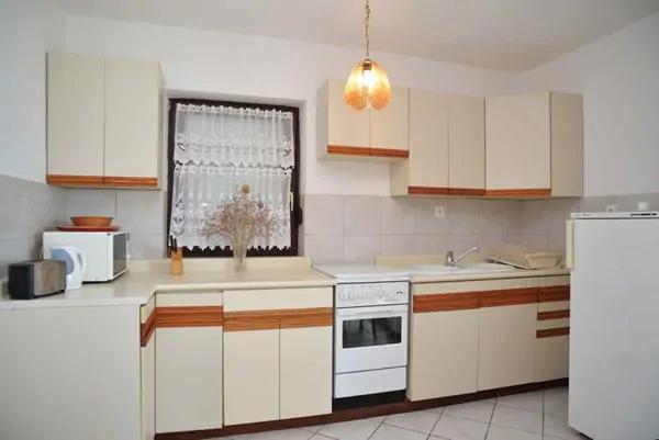 Vlake – crveni 5+0 02 - Kornatica