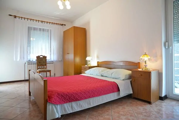 Vlake – crveni 5+0 05 - Kornatica