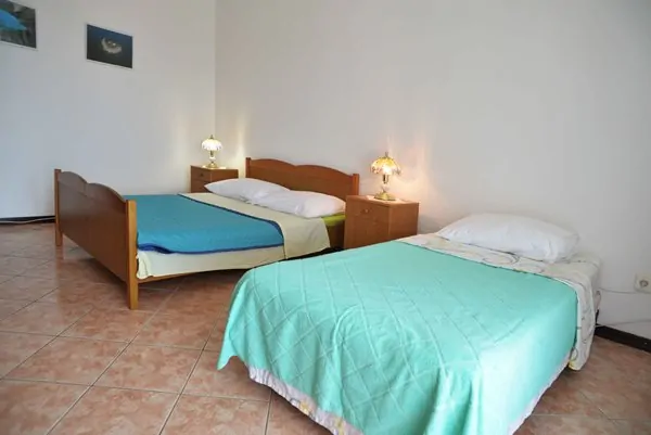 Vlake – crveni 5+0 06 - Kornatica