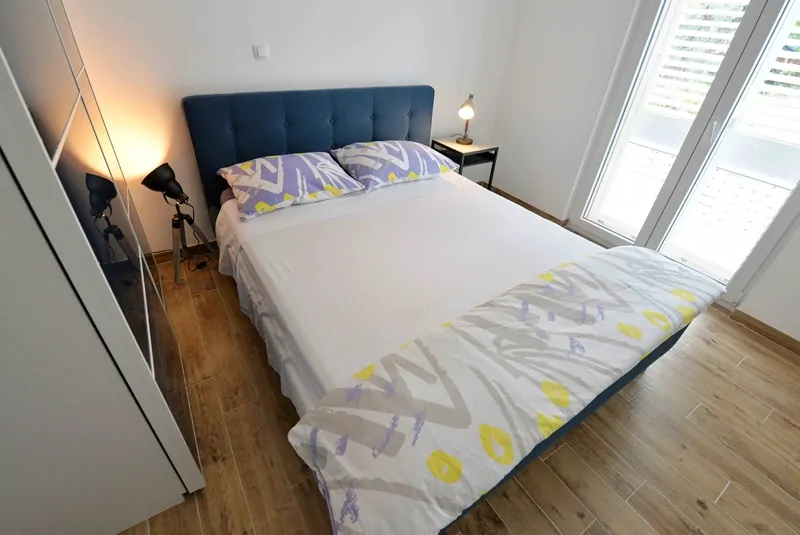 Viktor P 2+2 06 - Kornatica