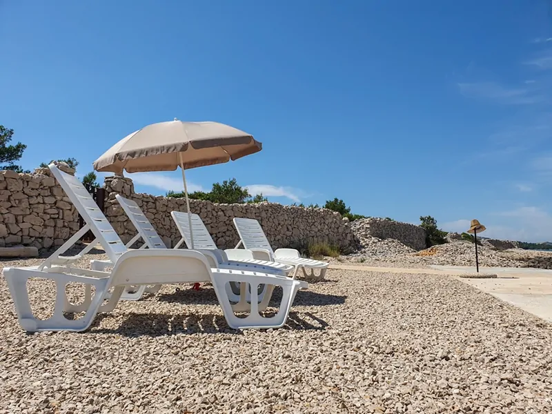 Radelj 12 - Kornatica