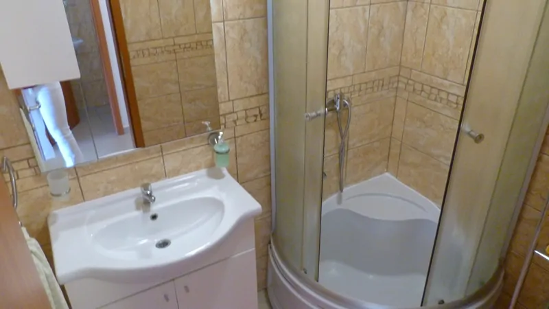 Pod Raduč – Plaža 3+1 09 - Kornatica