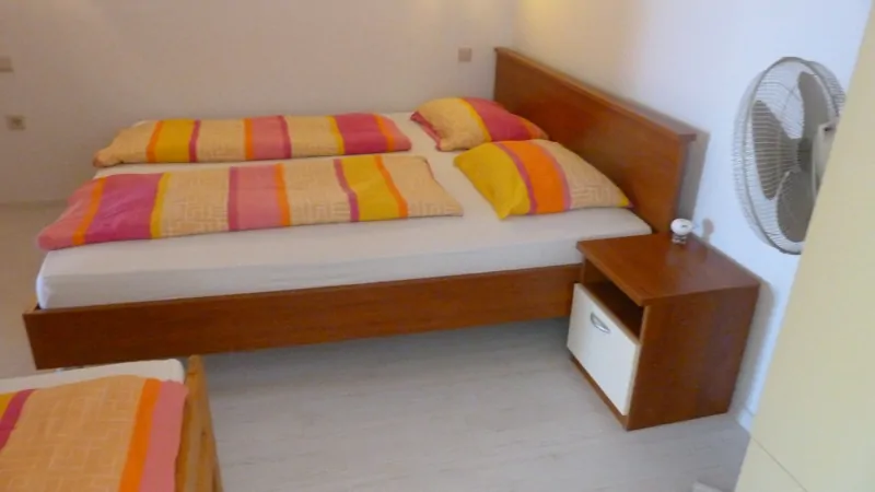 Pod Raduč – Plaža 3+1 10 - Kornatica