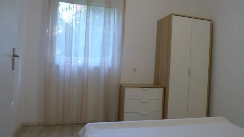 Smiljana Betina V 4+2 08 - Kornatica