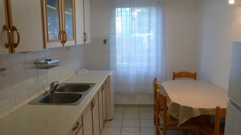 Smiljana Betina V 4+2 06 - Kornatica