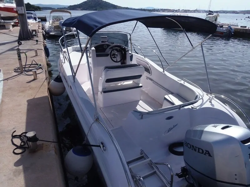 Blueline 21 open 01 - Kornatica