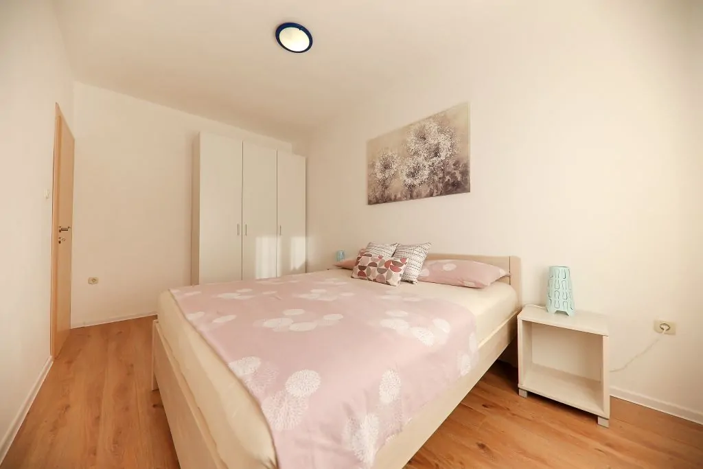 Pozari 2+2 – MARGIT 03 - Kornatica