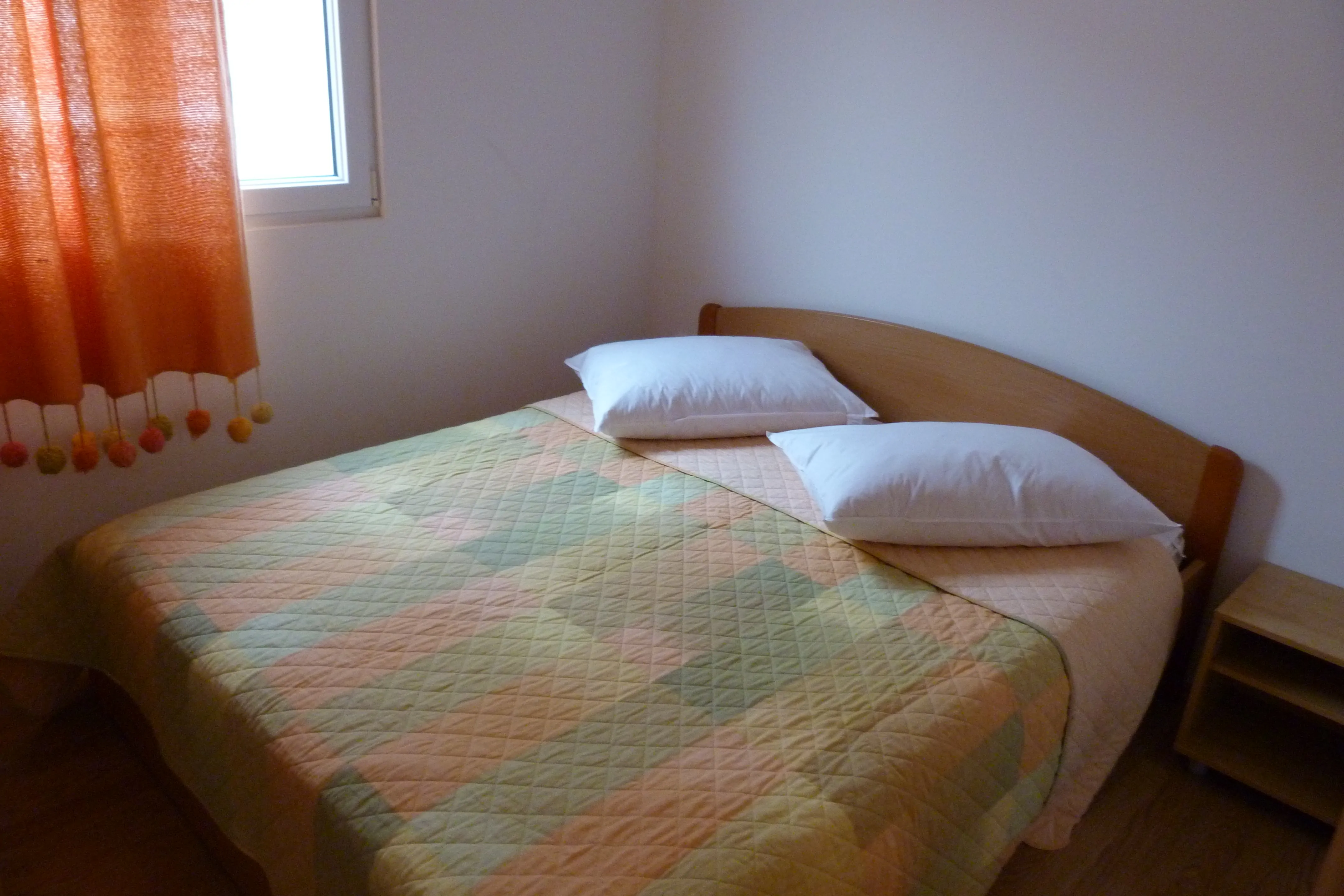 Kate KP 2+2 04 - Kornatica