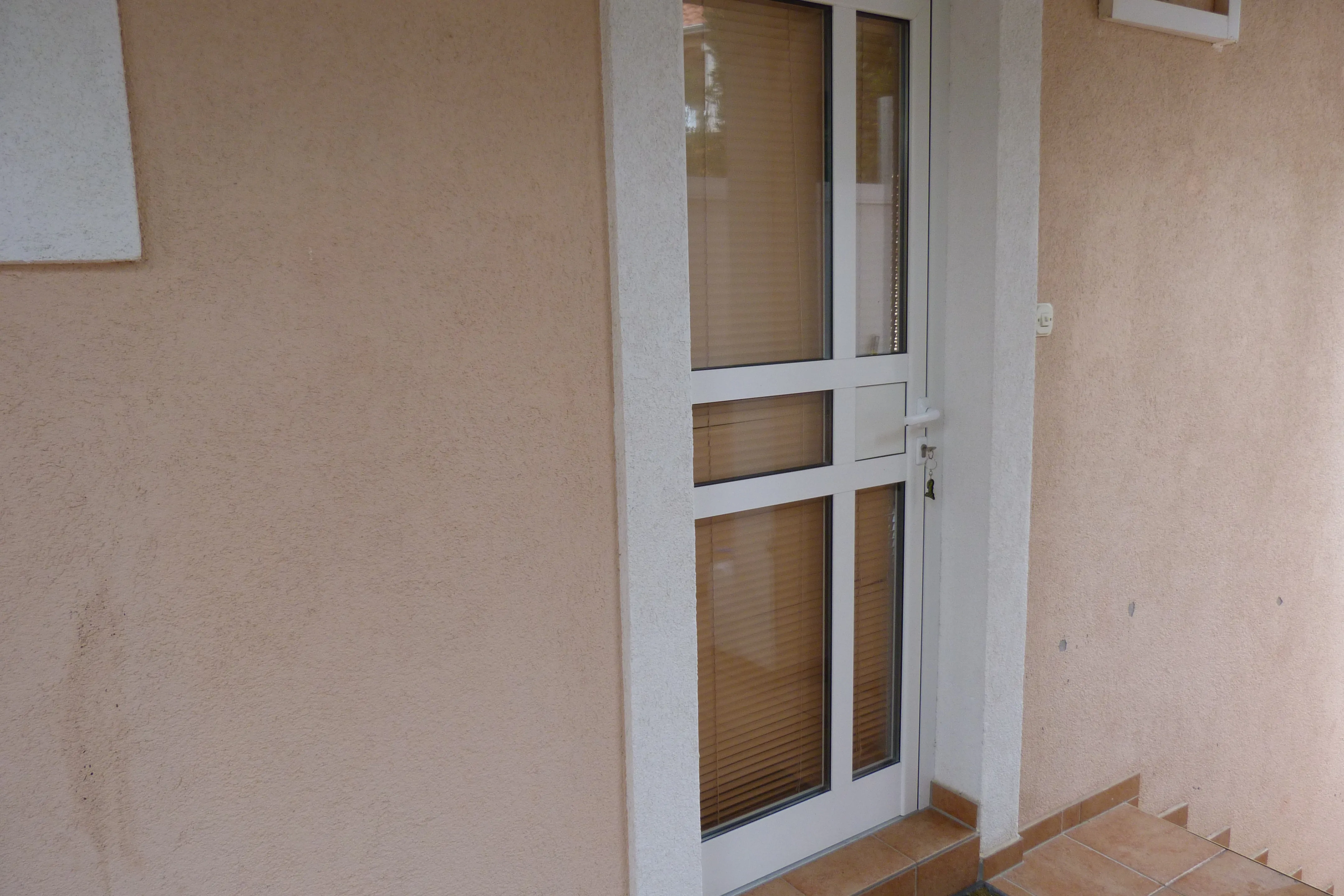 Kate KU 2+2 02 - Kornatica