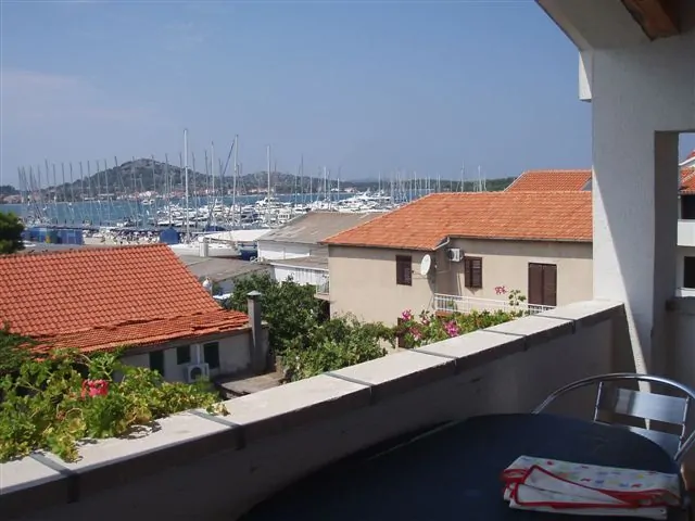 Marina A3 4+1 02 - Kornatica