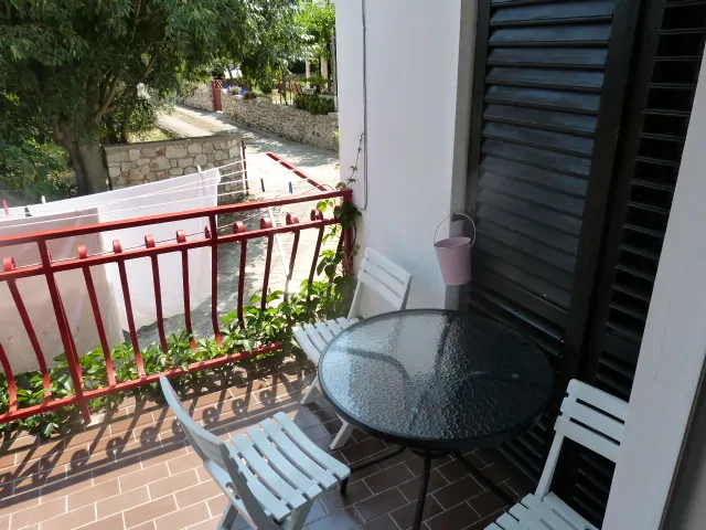 Mirna 4+2 02 - Kornatica